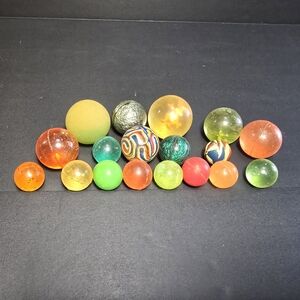 Vintage Rubber Bouncing Bouncey Balls Mixed Lot 18